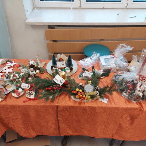 Jasełka i kiermasz bożonarodzeniowy