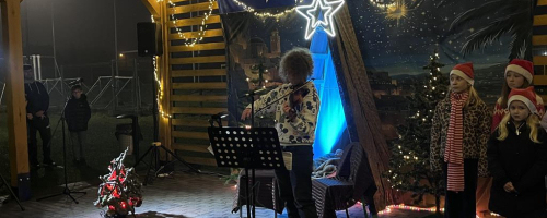 Jasełka i kiermasz bożonarodzeniowy